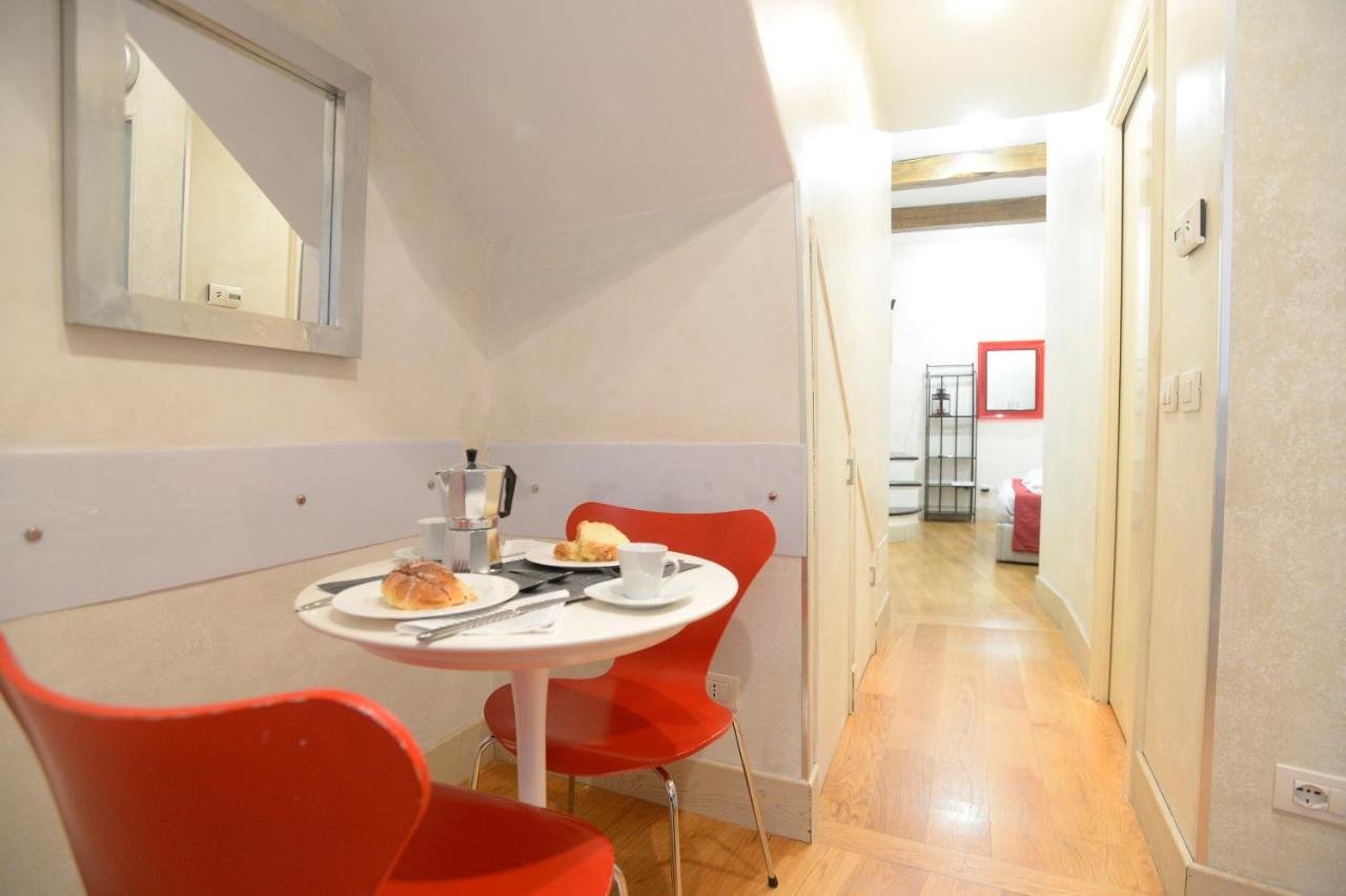 La Casa Degli Osti 1 - Piazza Navona Appartement Rome Buitenkant foto